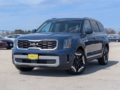 Certified 2023 Kia Telluride S w/ S Sunroof Package