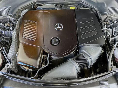 Used 2022 Mercedes-Benz C 300 C 300 image 9