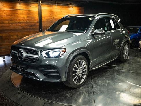 Used 2022 Mercedes-Benz GLE 350 4MATIC image 2