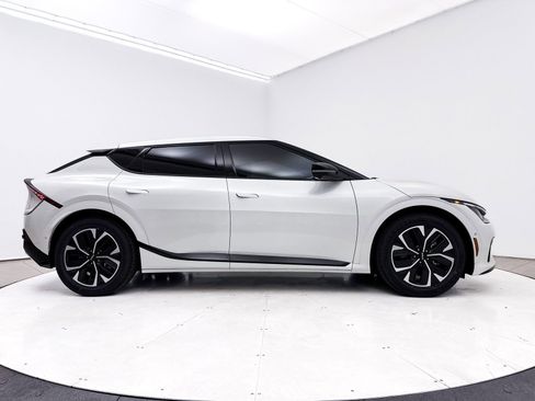 Used 2022 Kia EV6 GT-Line image 41