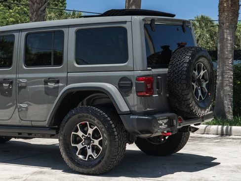 Used 2021 Jeep Wrangler Unlimited Rubicon AWD/4WD image 5