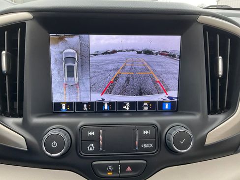 Used 2023 GMC Terrain Denali w/ Denali Premium Package image 14