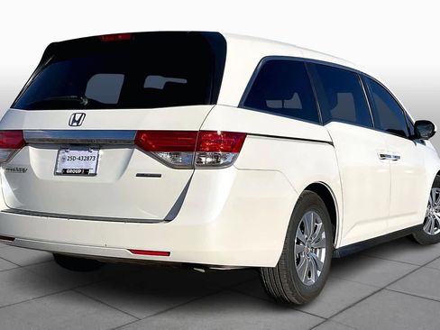 Used 2017 Honda Odyssey SE image 12