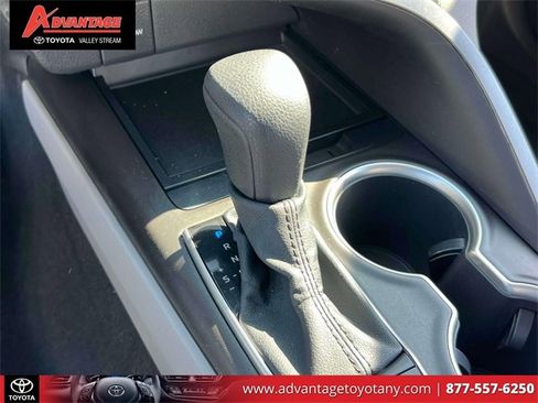 Certified 2022 Toyota Camry LE image 34