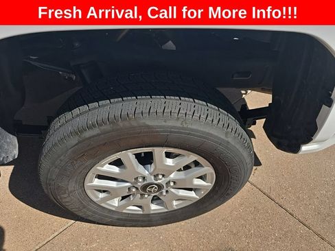 Used 2025 Toyota Tacoma SR w/ SR Upgrade Package RWD image 17