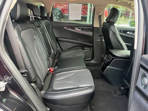 Certified 2023 Lincoln Nautilus Reserve w/ Equipment Group 201A AWD/4WD image 20