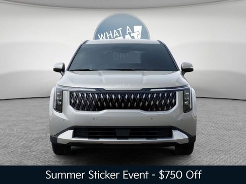 New 2026 Kia Carnival EX FWD image 2