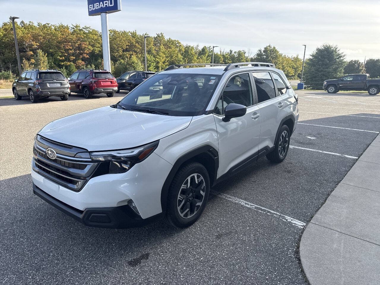 Used 2025 Subaru Forester Premium w/ Convenience Package #1 AWD/4WD image 8