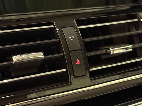 Used 2021 Lincoln Navigator Black Label image 32