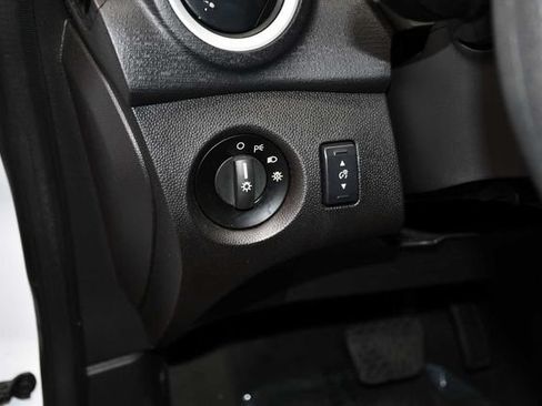 Used 2018 Ford Fiesta SE FWD image 23