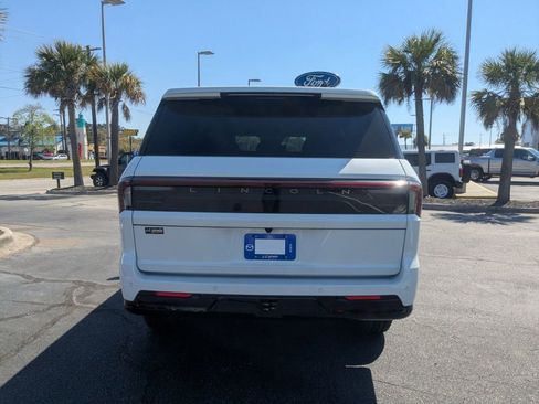 New 2026 Lincoln Navigator Black Label image 5