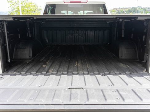 Certified 2023 GMC Sierra 1500 AT4 w/ AT4 Premium Package AWD/4WD image 35