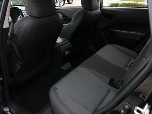 Used 2024 Subaru Crosstrek 2.0i Premium AWD/4WD image 17