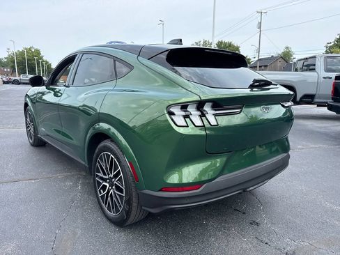 Used 2025 Ford Mustang Mach-E Premium AWD/4WD image 9