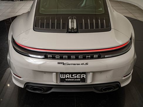 New 2026 Porsche 911 Carrera 4S image 25