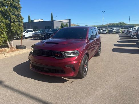 Used 2022 Dodge Durango SRT w/ Technology Group AWD/4WD image 3