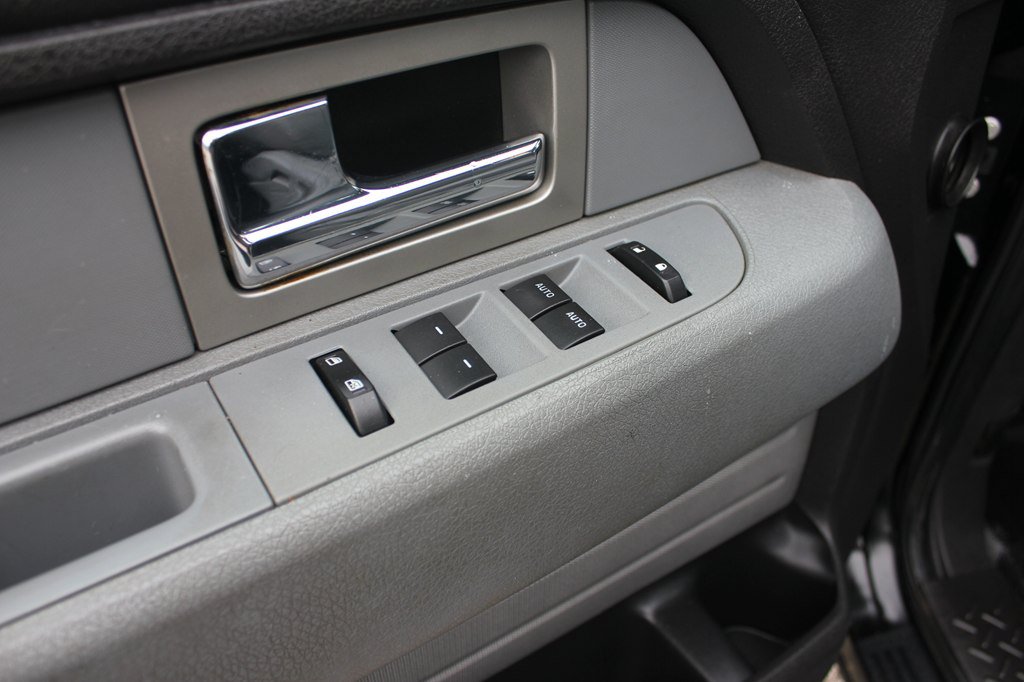 Used 2011 Ford F150 XL w/ HD Payload Pkg AWD/4WD image 26