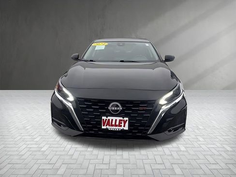 Used 2024 Nissan Altima 2.5 SR image 9