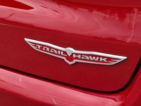 Used 2020 Jeep Compass Trailhawk AWD/4WD image 30