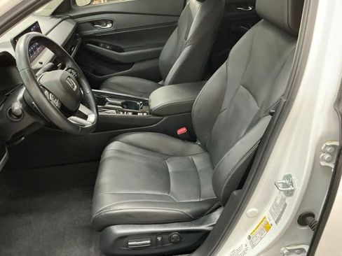 Used 2023 Honda Accord Touring image 13