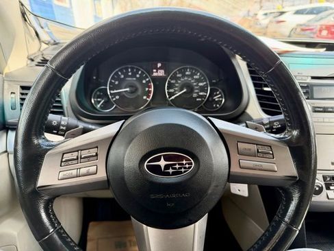 Used 2011 Subaru Outback 2.5i Premium image 26