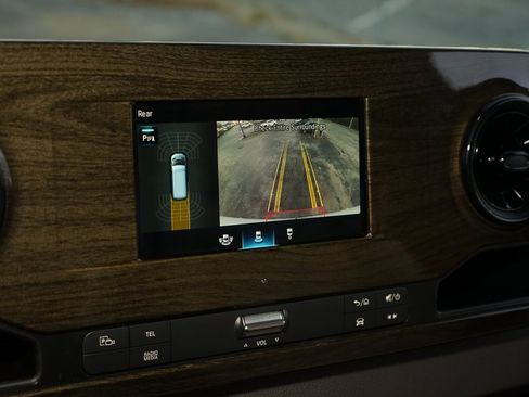 Used 2022 Mercedes-Benz Sprinter 3500 image 16