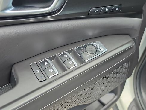 New 2027 Kia Carnival SX FWD image 21