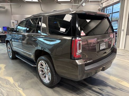 Used 2019 GMC Yukon SLT w/ Premium Edition image 38