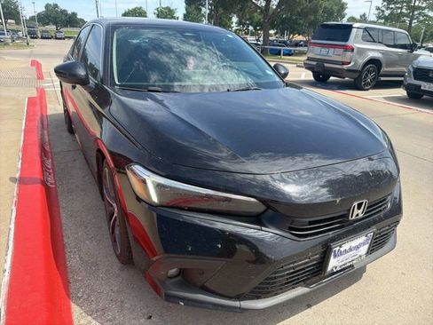 Certified 2023 Honda Civic Touring image 3
