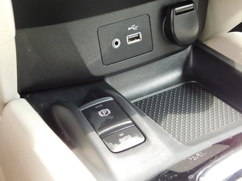 Used 2021 Nissan Rogue Sport SL FWD image 20