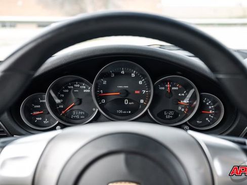 Used 2005 Porsche 911 Carrera image 9