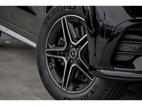 New 2026 Mercedes-Benz GLE 450 4MATIC image 3