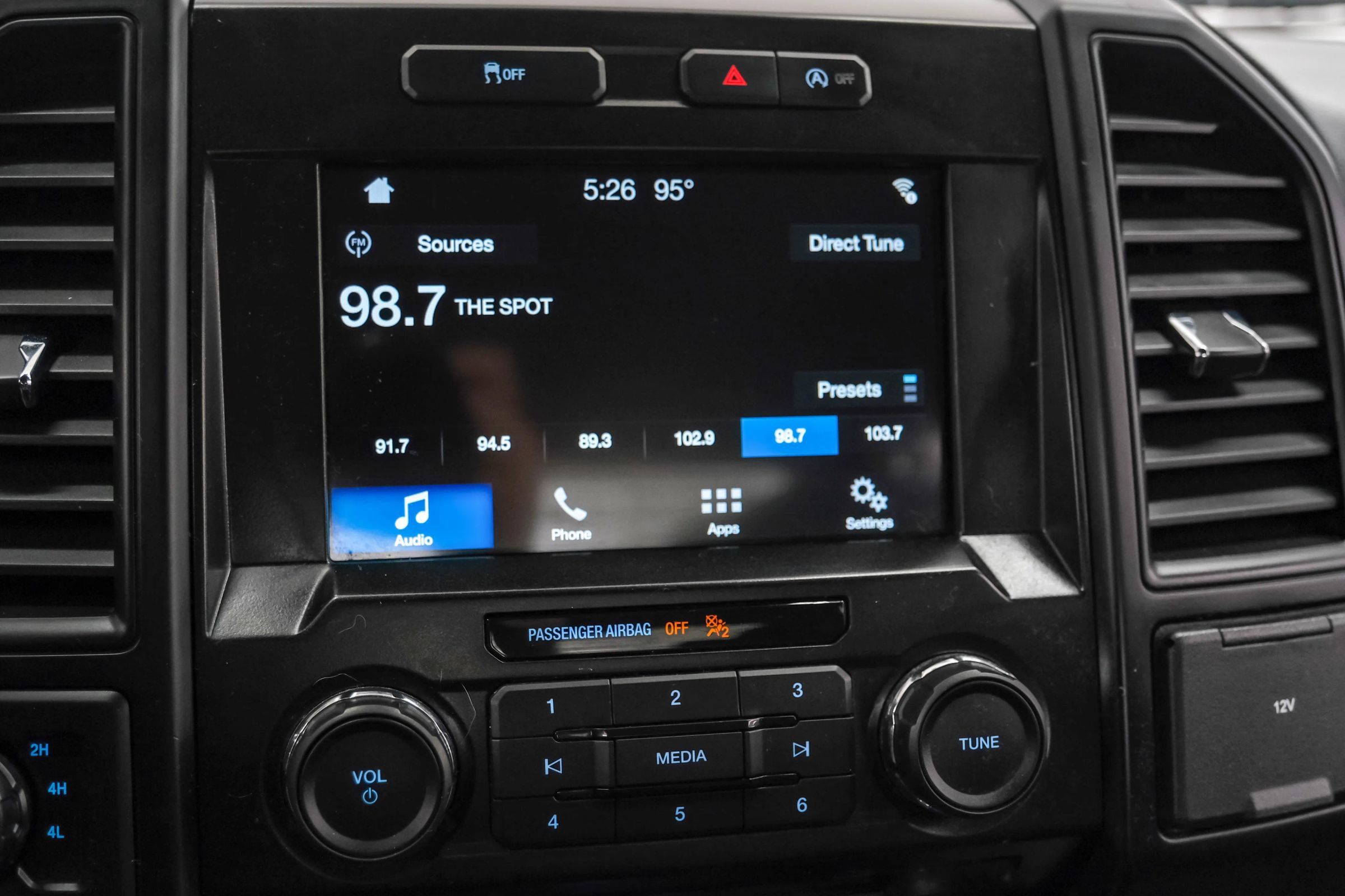 Used 2017 Ford F150 XL w/ Equipment Group 101A Mid AWD/4WD image 27