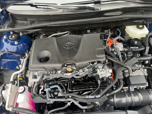 Used 2025 Toyota Camry LE image 30