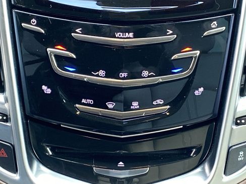 Used 2015 Cadillac SRX Luxury w/ Driver Awareness Package image 40