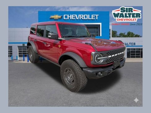 Used 2025 Ford Bronco Badlands AWD/4WD image 1