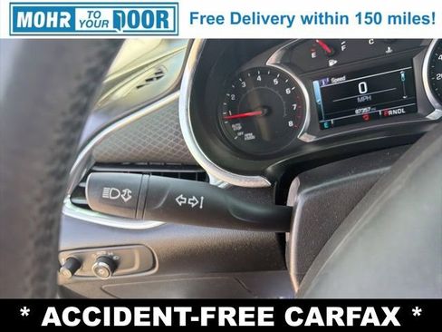 Used 2018 Chevrolet Malibu LT image 16