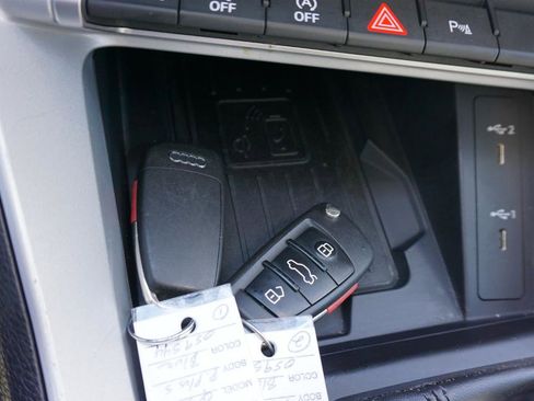 Used 2023 Audi Q3 2.0T Premium Plus w/ Premium Plus Package image 21