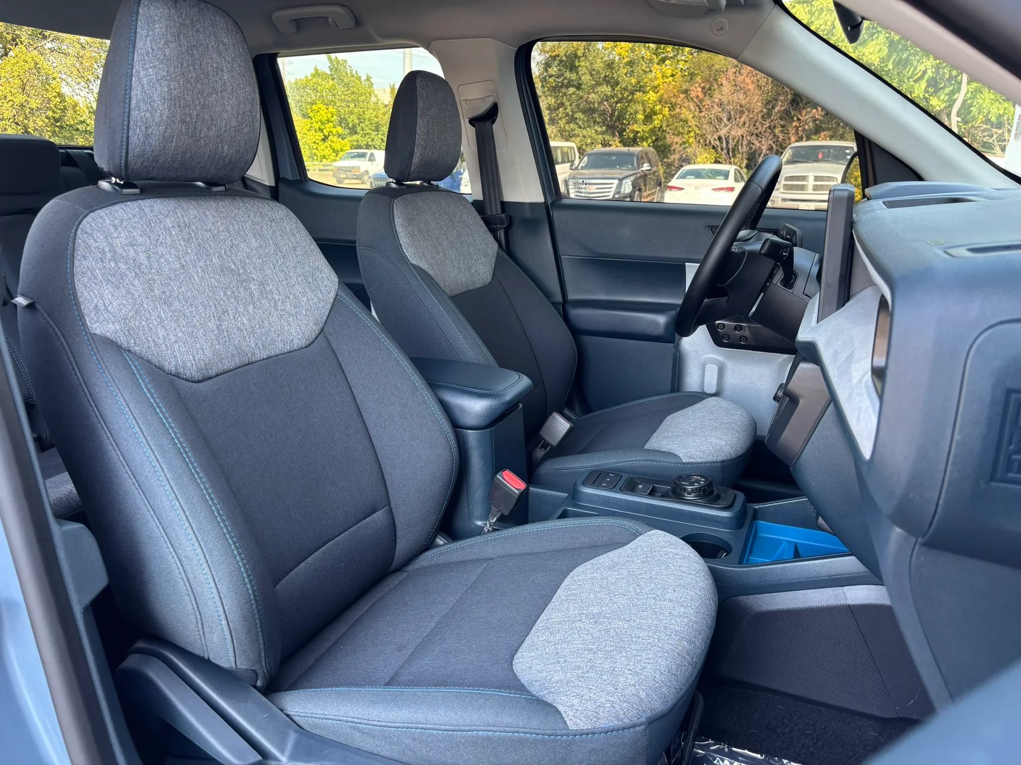 Used 2025 Ford Maverick XLT w/ XLT Luxury Package AWD/4WD image 23