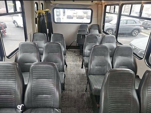 Used 2012 Ford F550 2WD Regular Cab Super Duty w/ Payload Upgrade Pkg image 14