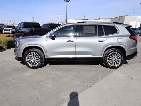 New 2026 GMC Acadia Denali w/ Super Cruise Package image 3