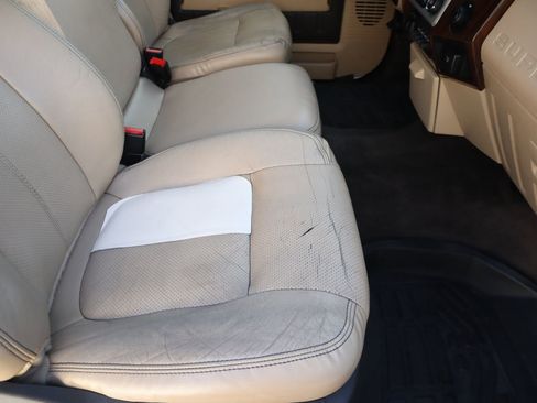 Used 2015 Ford F250 Lariat w/ Lariat Ultimate Package image 62