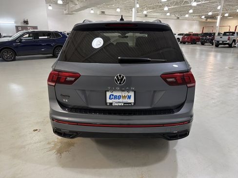 Certified 2024 Volkswagen Tiguan SE R-Line w/ MDO Package, Three-Row FWD image 7