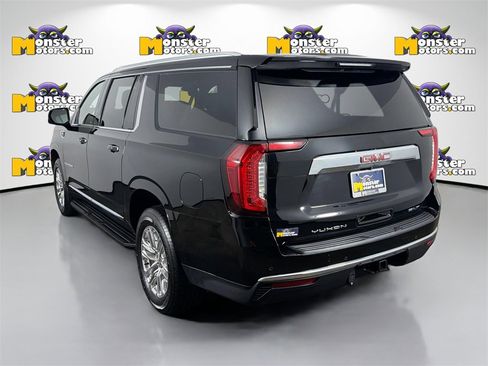 Used 2022 GMC Yukon XL SLT image 7