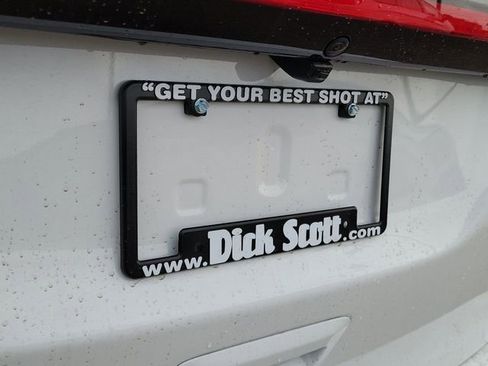 New 2026 Chrysler Pacifica Select image 20