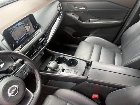 Used 2023 Nissan Rogue SL w/ SL Premium Package FWD image 17