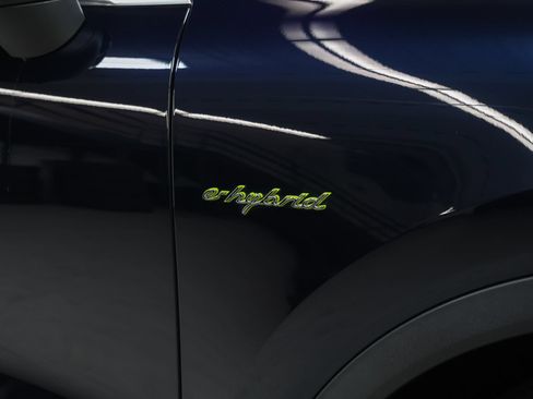 Certified 2019 Porsche Cayenne E-Hybrid AWD/4WD image 14