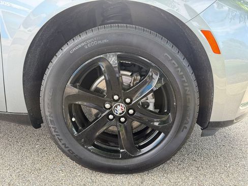 Used 2023 Buick Enclave Essence w/ Experience Buick Package FWD image 38