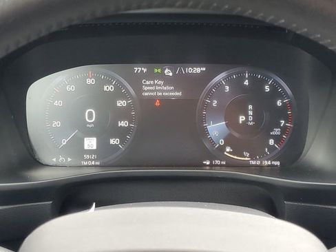 Used 2021 Volvo XC40 T4 Momentum w/ Protection Package Premier image 24