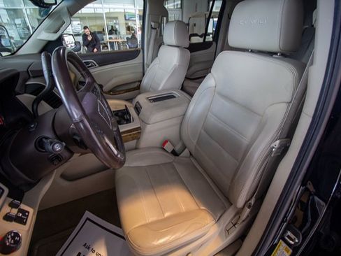 Used 2016 GMC Yukon XL Denali w/ Open Road Package image 16